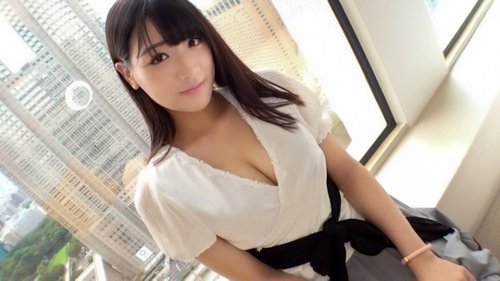 SIRO-3947：F罩杯女大学生痉挛高潮，第一次拍片太安静！
