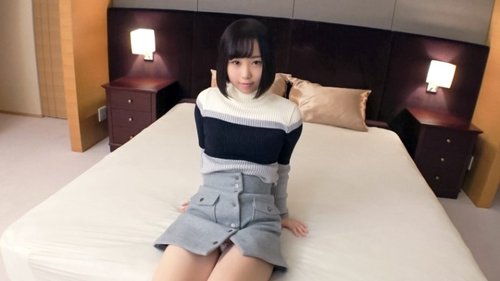 19세 여대생 첫 촬영: 깊은 질 삽입과 침 서비스로 눈물 흘리며 절정